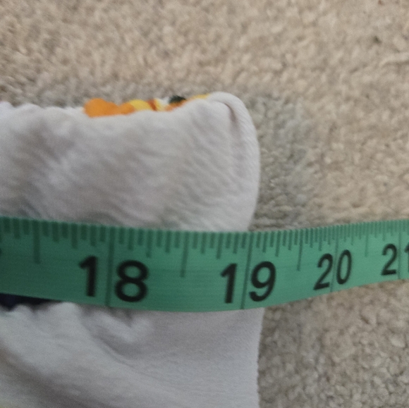 Shorts and vest - Picture 6 of 15